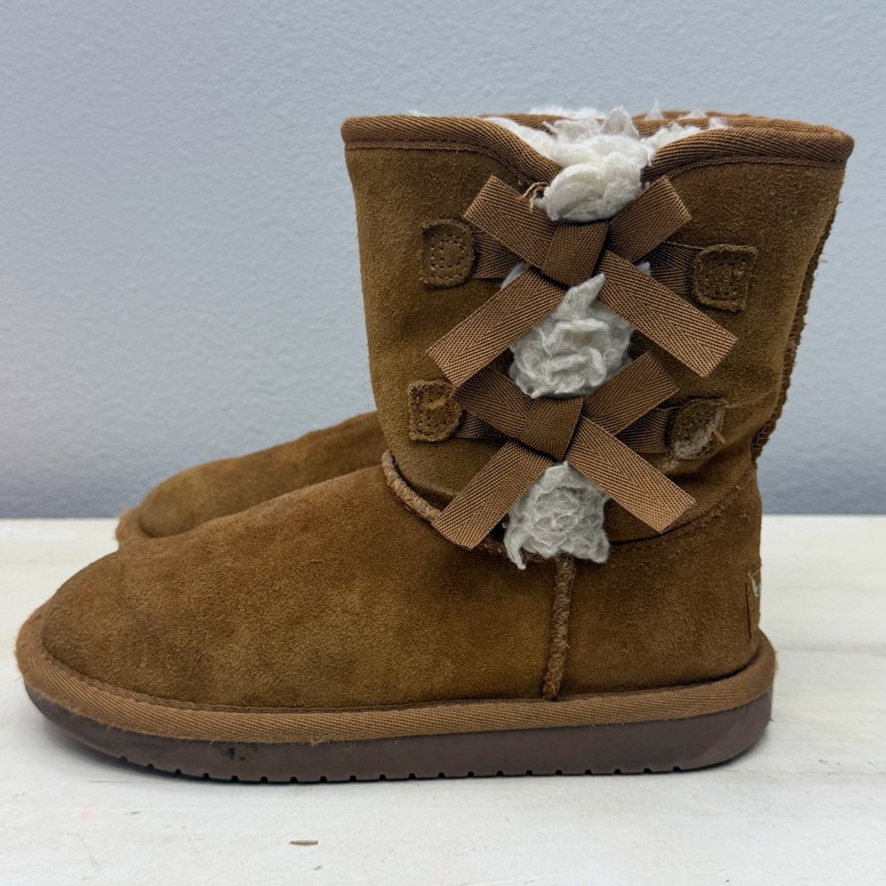 Koolaburra By Ugg Brown Suede Victoria Short Boots Size 1 - Picture 1 of 8